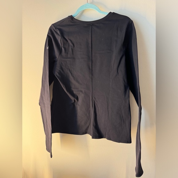 Alo Yoga Airbrush Warm Nocturne Long Sleeve in black - Picture 14 of 15